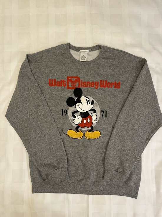 Disney Tops - 🐭🌎 Walt Disney World Licensed Mickey Mouse Sweatshirt, Super Clean, Sz.‎ M